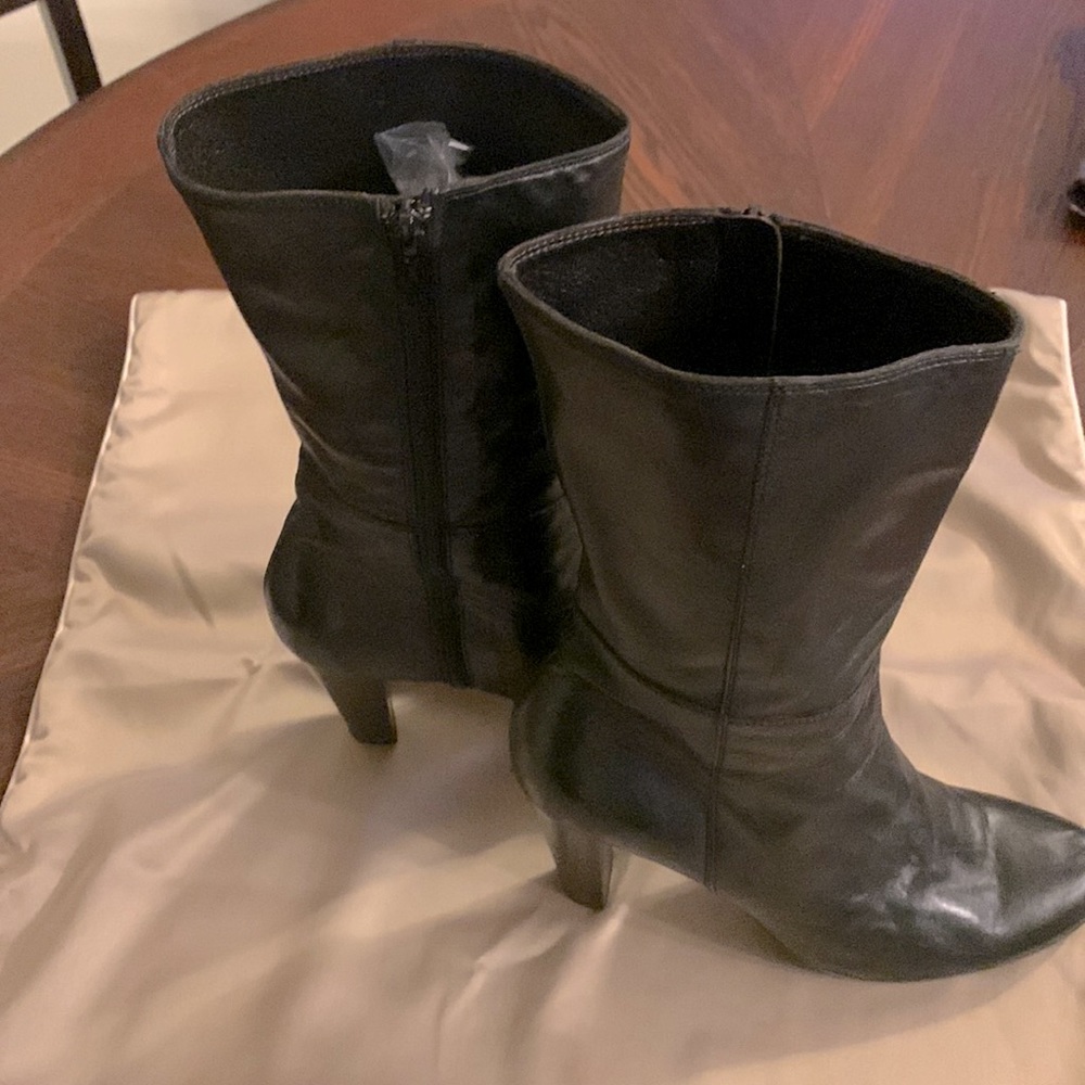 Nebuloni- Black leather Italian boots